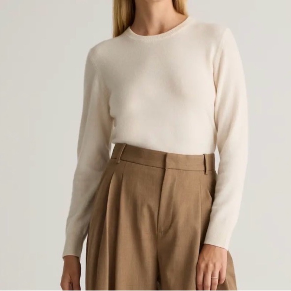Quince Mongolian Cashmere Crewneck Sweater - Picture 1 of 5